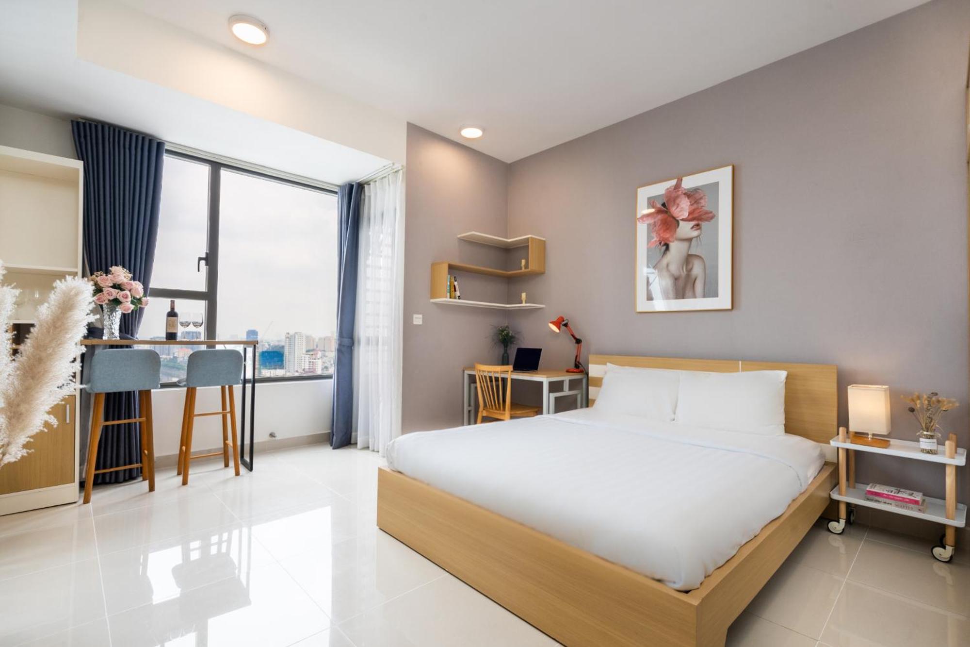 Cbd Rivergate- Infinity Pool Signature Ho Chi Minh City Exterior photo