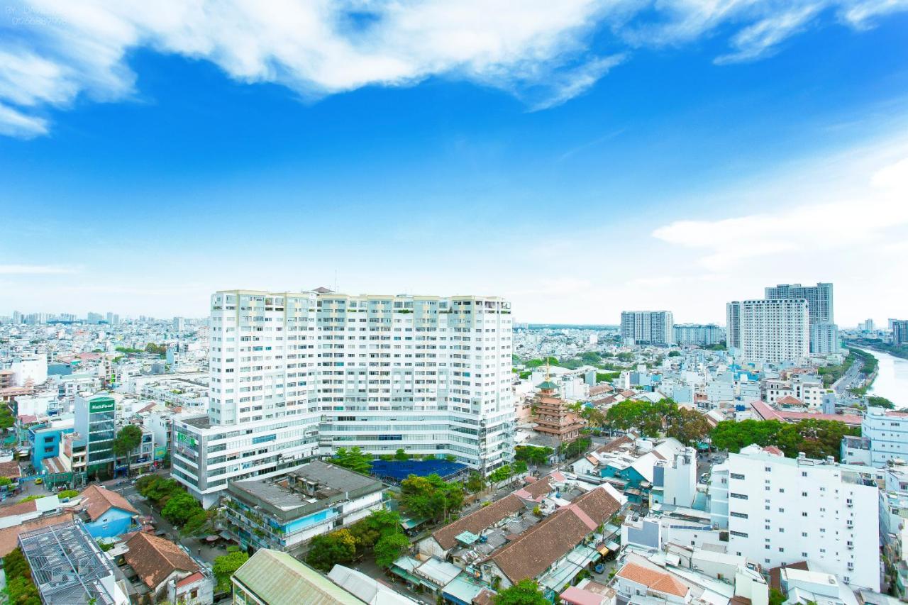 Cbd Rivergate- Infinity Pool Signature Ho Chi Minh City Exterior photo