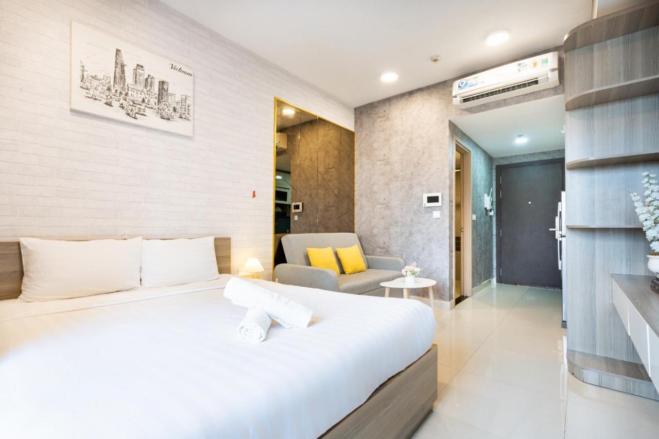 Cbd Rivergate- Infinity Pool Signature Ho Chi Minh City Exterior photo