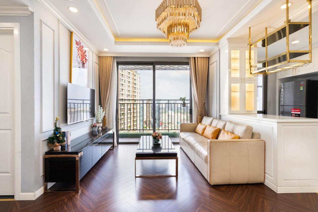 Cbd Rivergate- Infinity Pool Signature Ho Chi Minh City Exterior photo