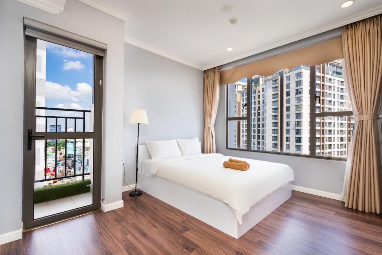 Cbd Rivergate- Infinity Pool Signature Ho Chi Minh City Exterior photo